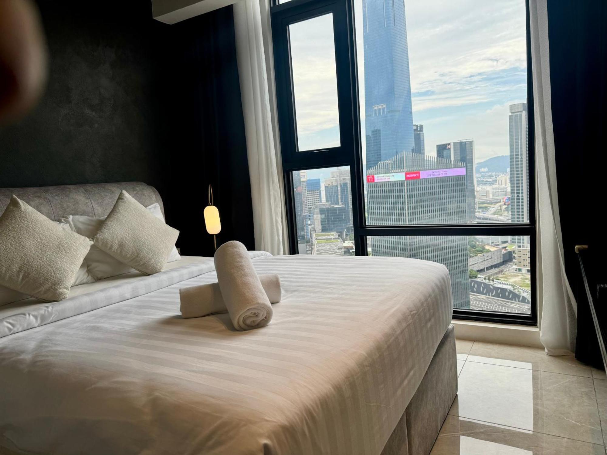 Luxury Suites Bukit Bintang At Axon Residence Kl Pavilion Куала-Лумпур Экстерьер фото